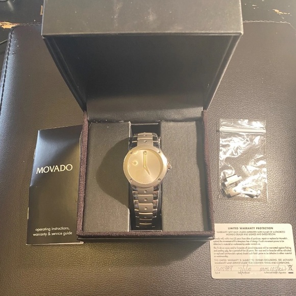 Mens Movado Sports Edition SE Swiss Watch Stainless Steel Ref: 0605989, 37mm - Picture 7 of 10